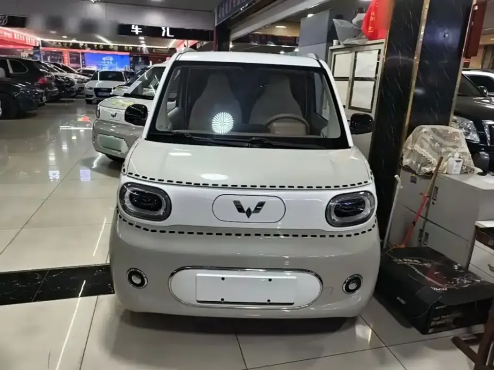 Wuling MINIEV