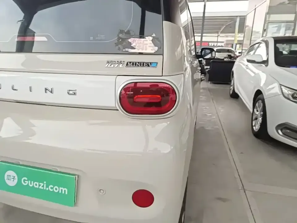 Wuling MINIEV