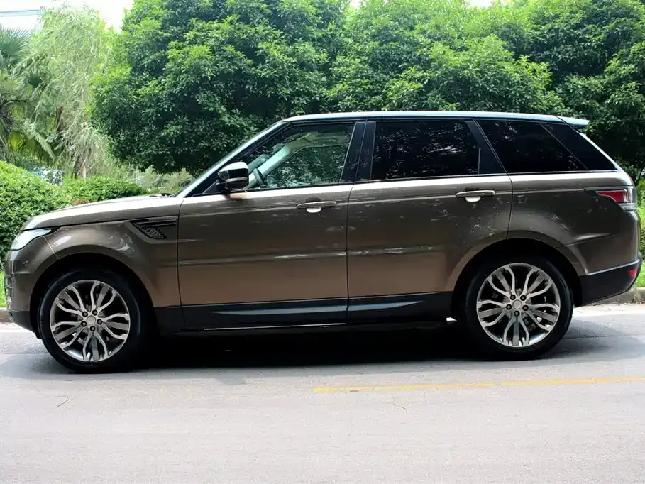 Land Rover Sport