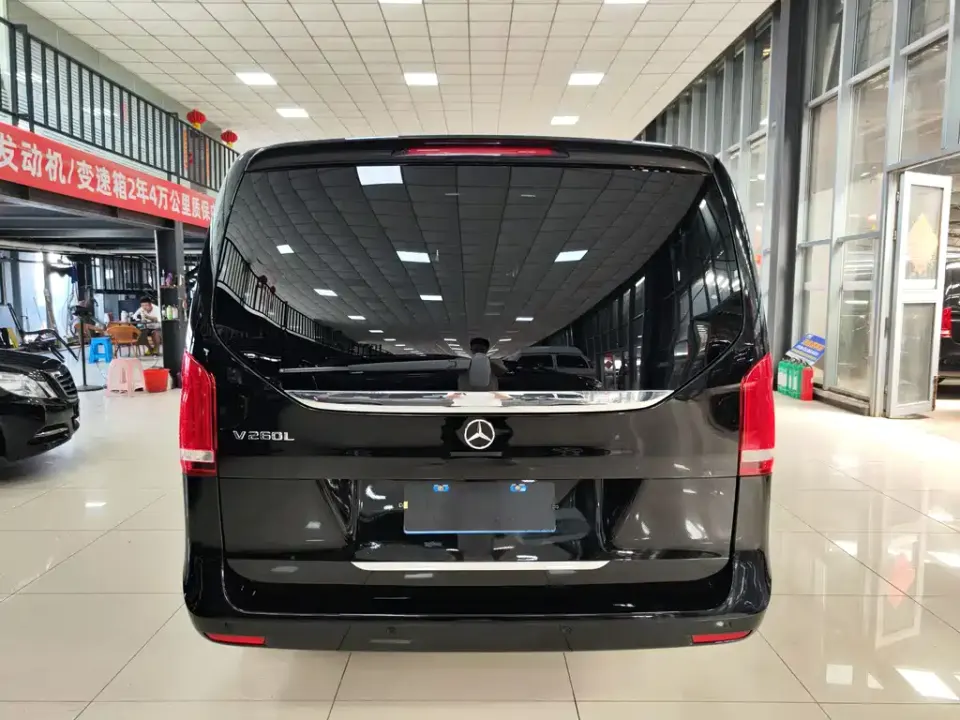Mercedes-Benz V-Class