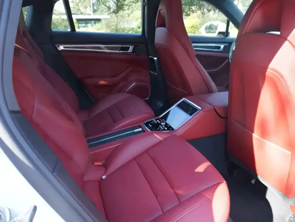 Porsche Panamera Hybrid