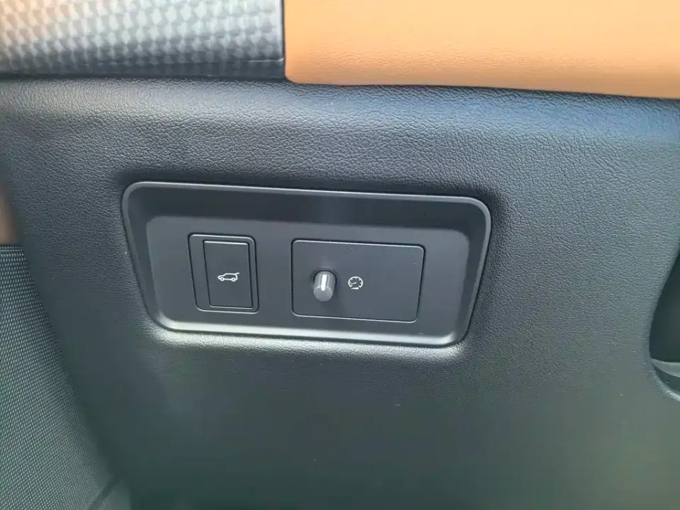 Land Rover Sport