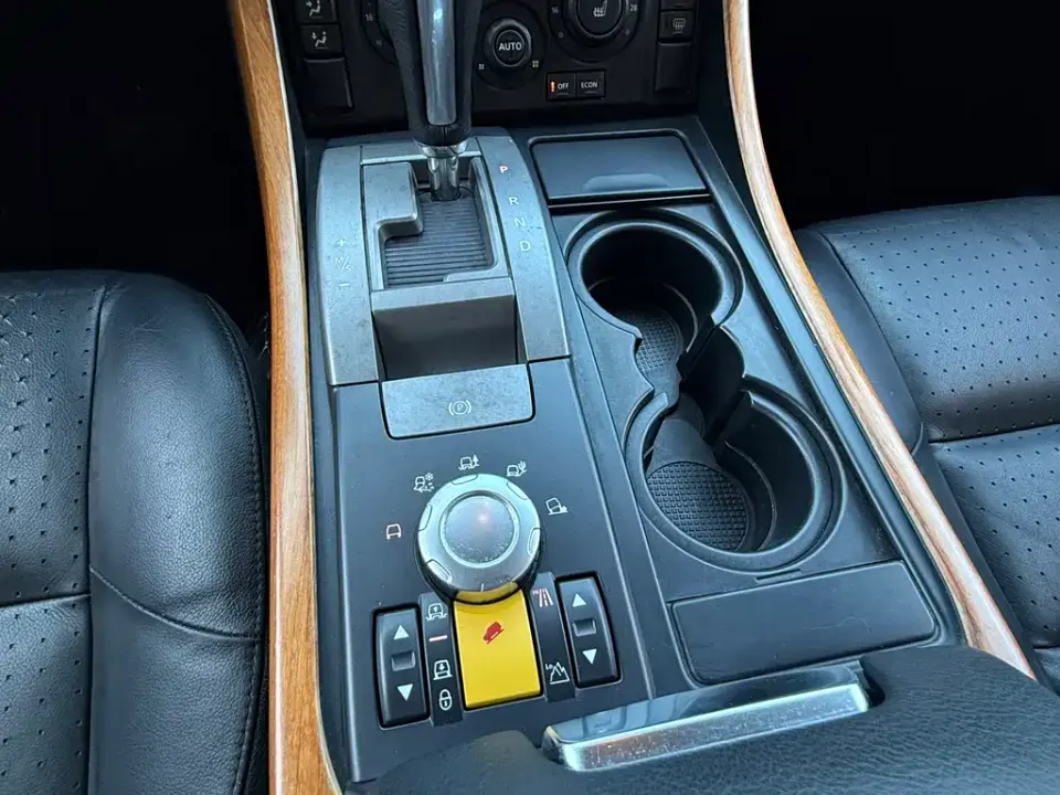 Land Rover Sport