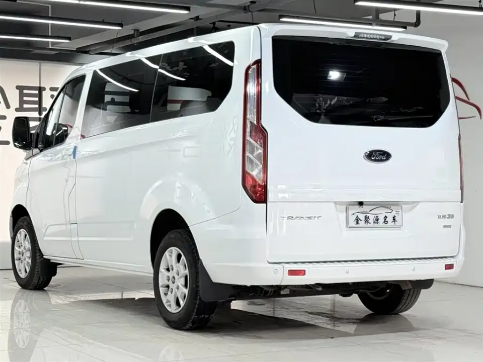 Ford Tourneo