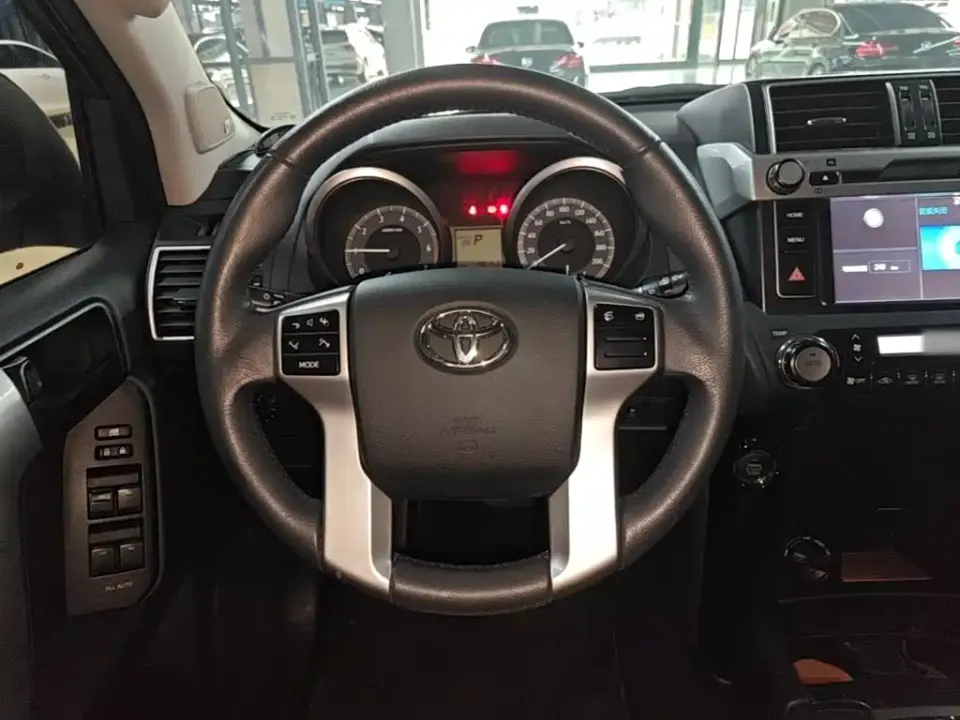 Toyota Prado