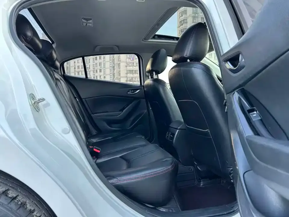 Mazda 3 Axela