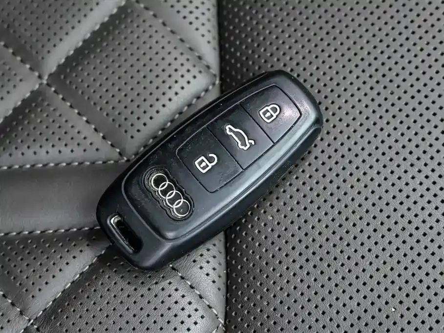 Audi A8 New Energy