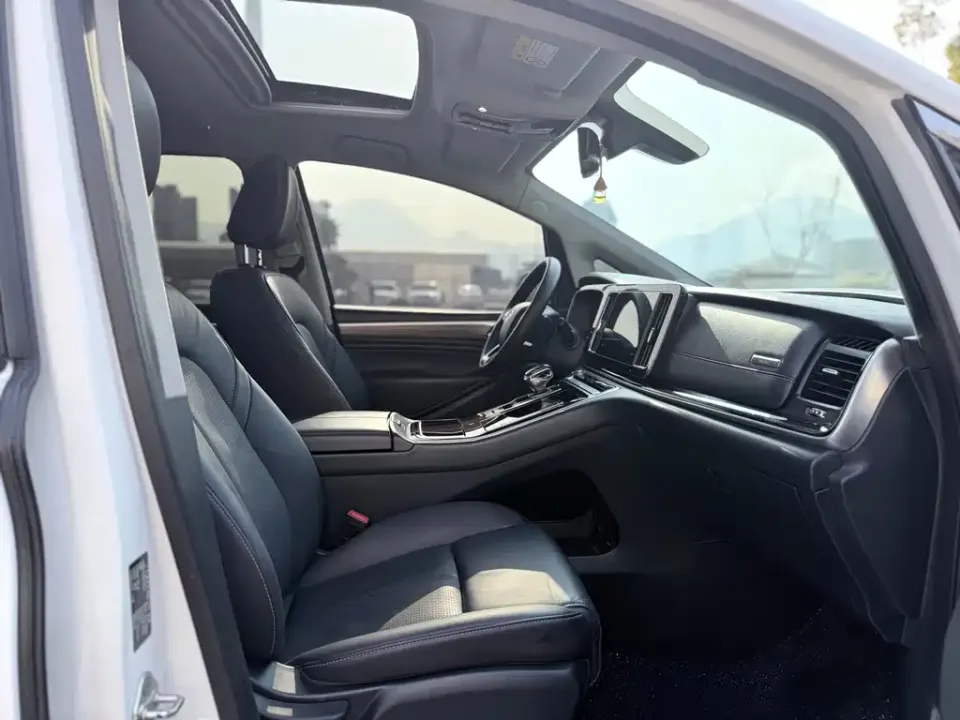 GAC Trumpchi M8