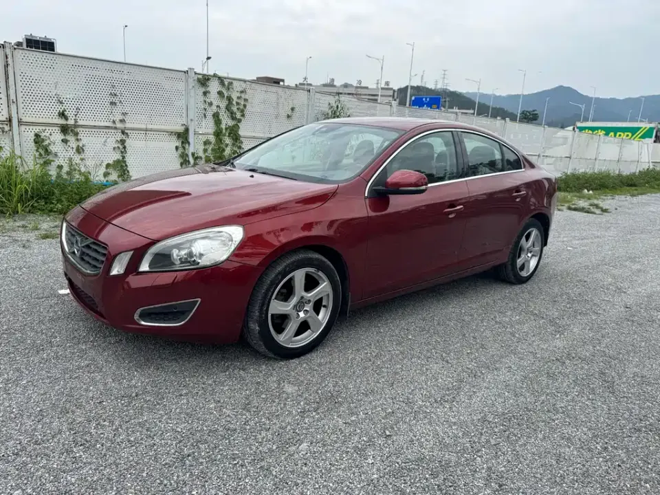 Volvo S60