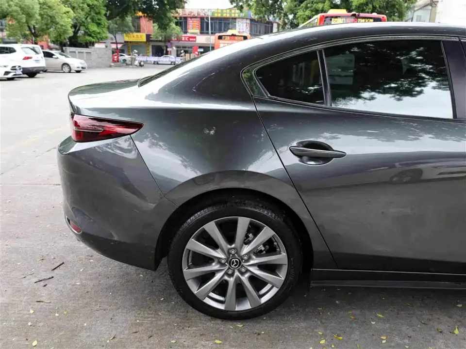 Mazda 3 Axela