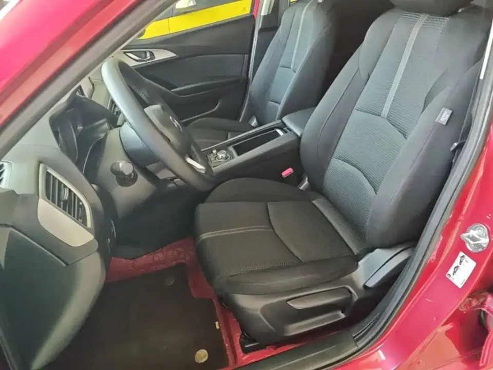 Mazda 3 Axela