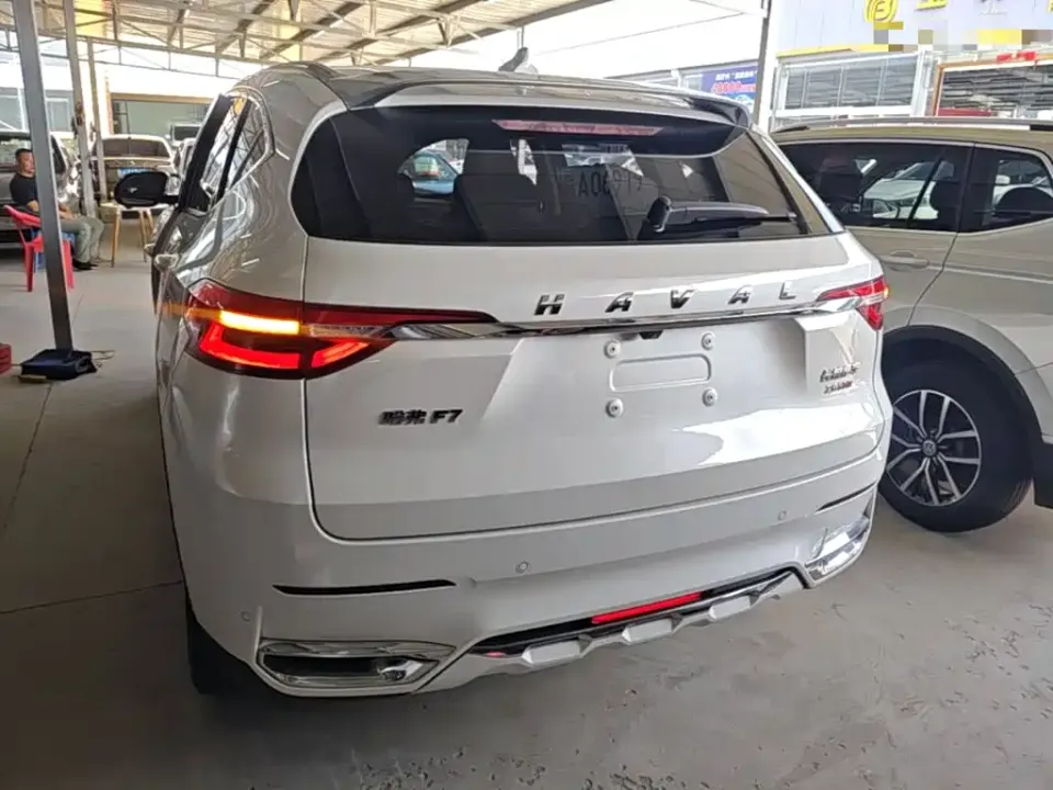 Haval F7