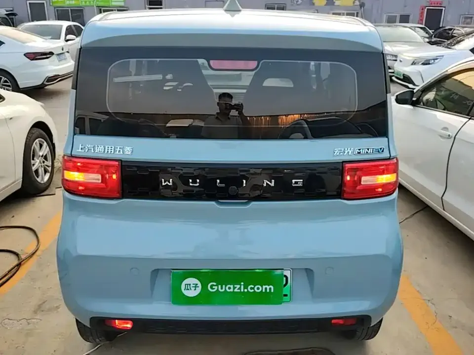 Wuling MINIEV