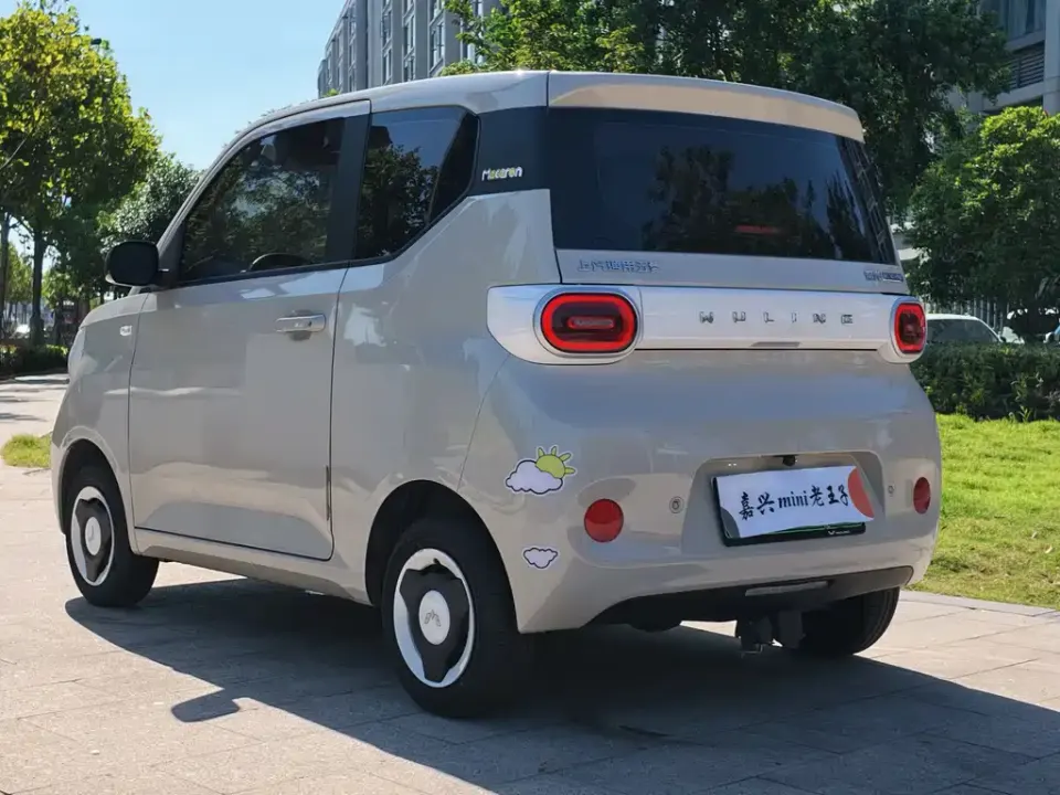 Wuling MINIEV