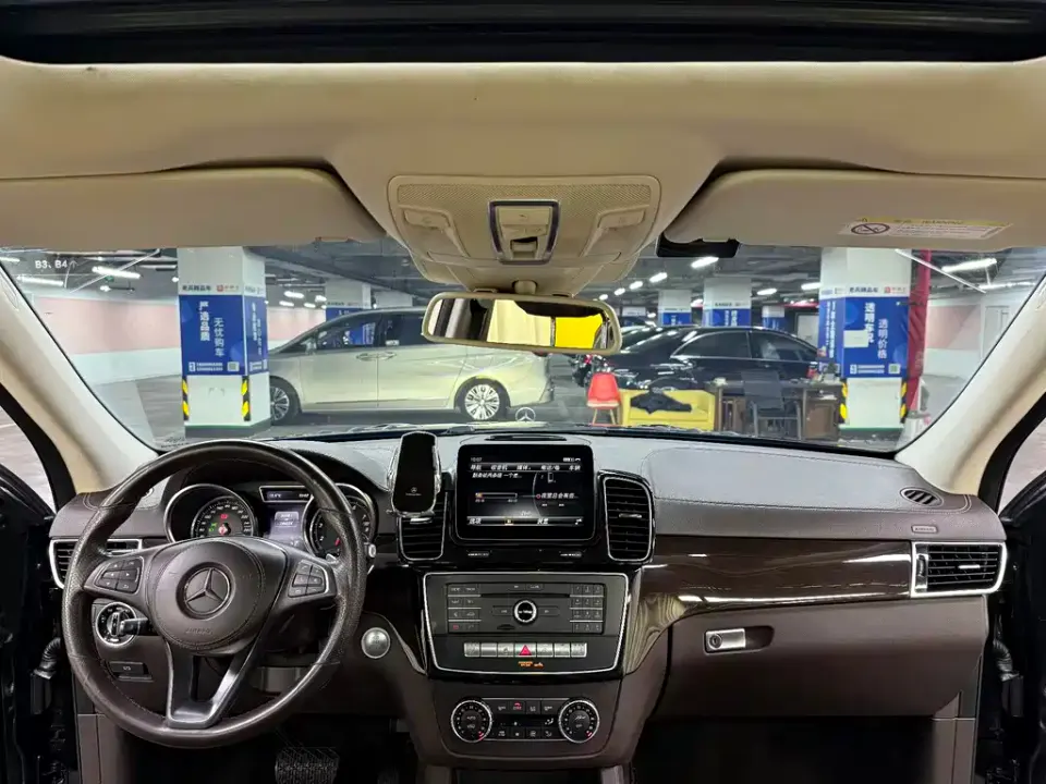 Mercedes-Benz GLS