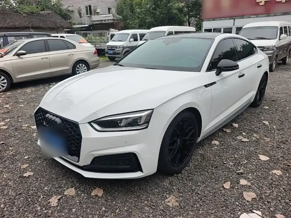Audi A5 (Import)