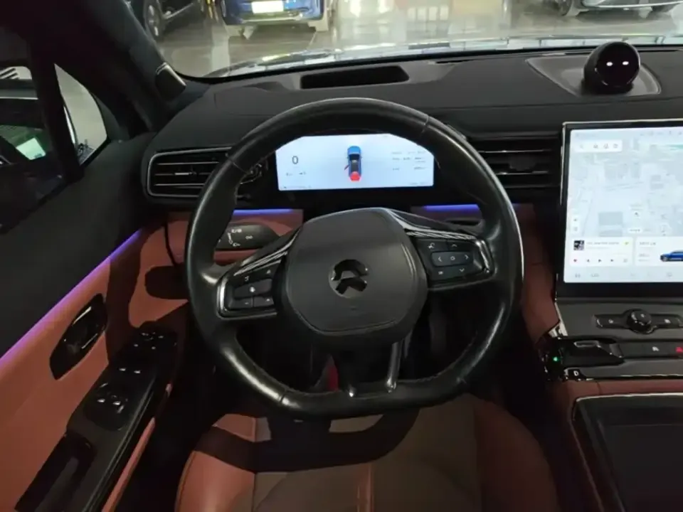 Nio EC6
