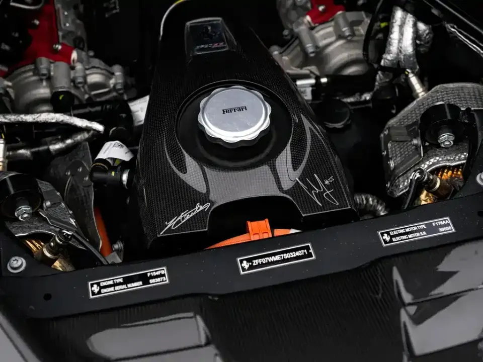 Ferrari SF90