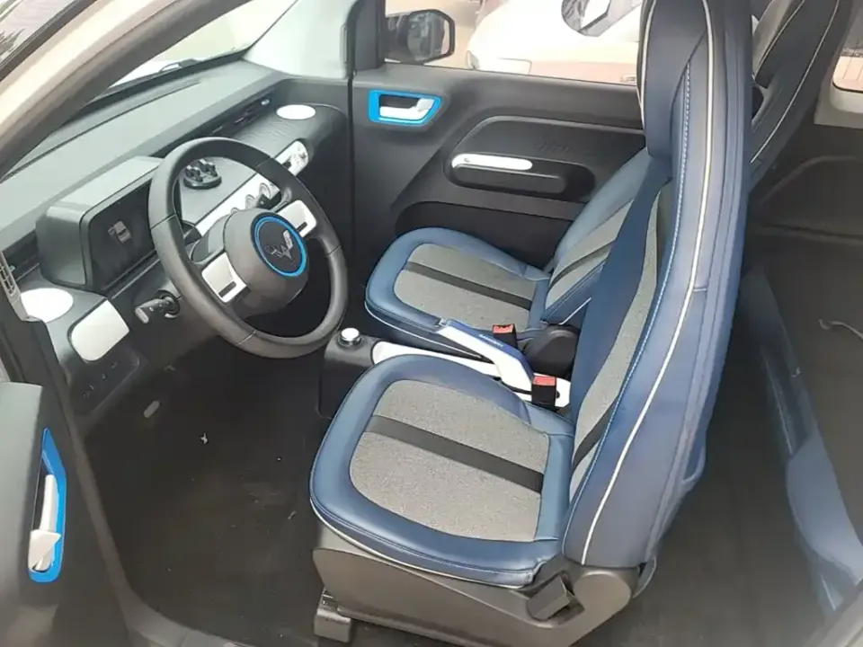 Wuling MINIEV