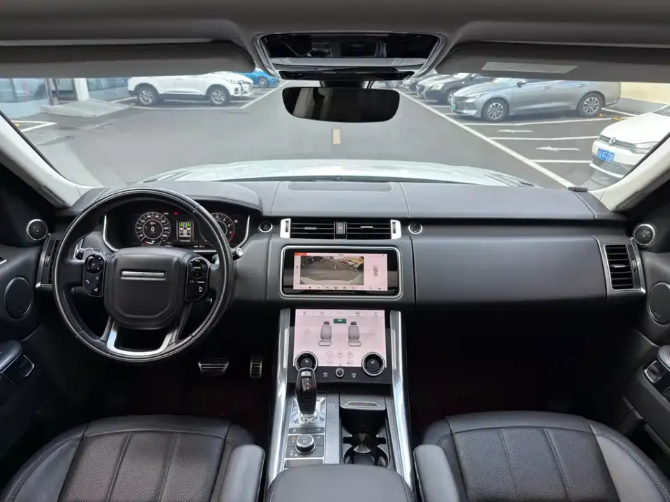 Land Rover Sport