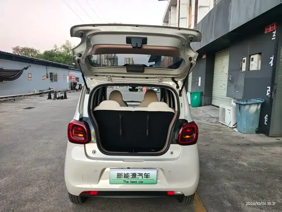 Wuling MINIEV