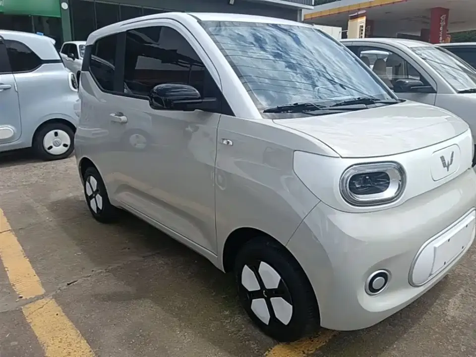 Wuling MINIEV