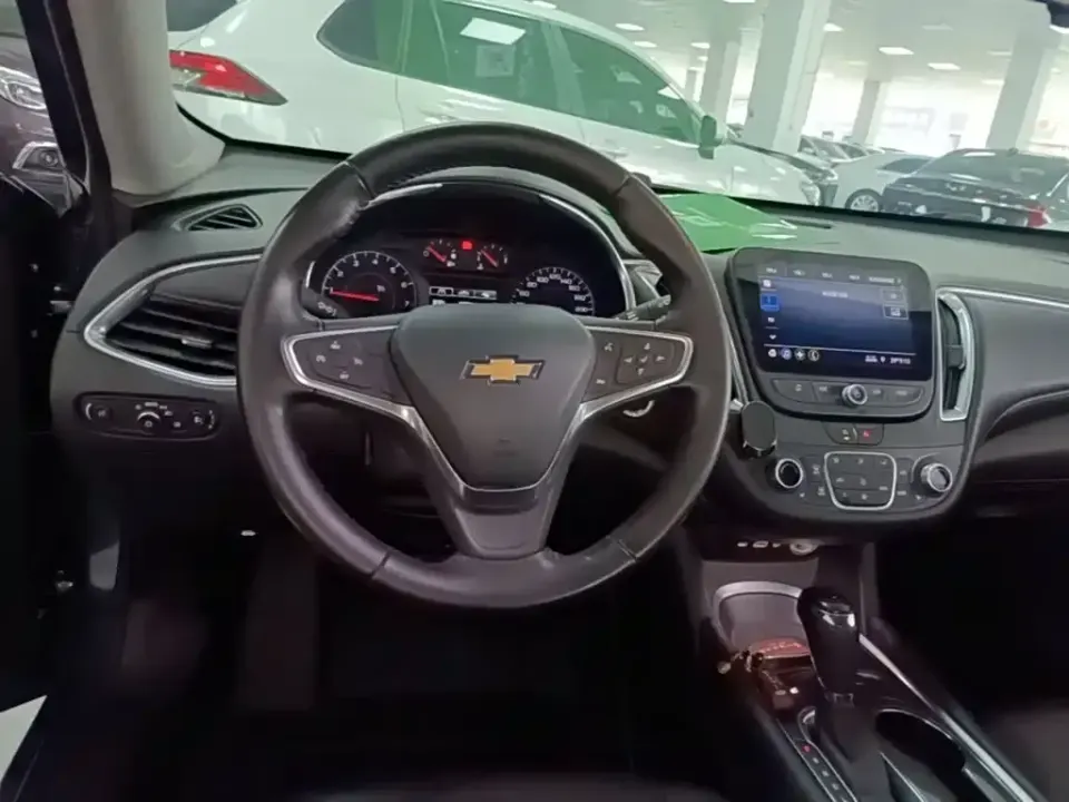 Chevrolet Malibu XL