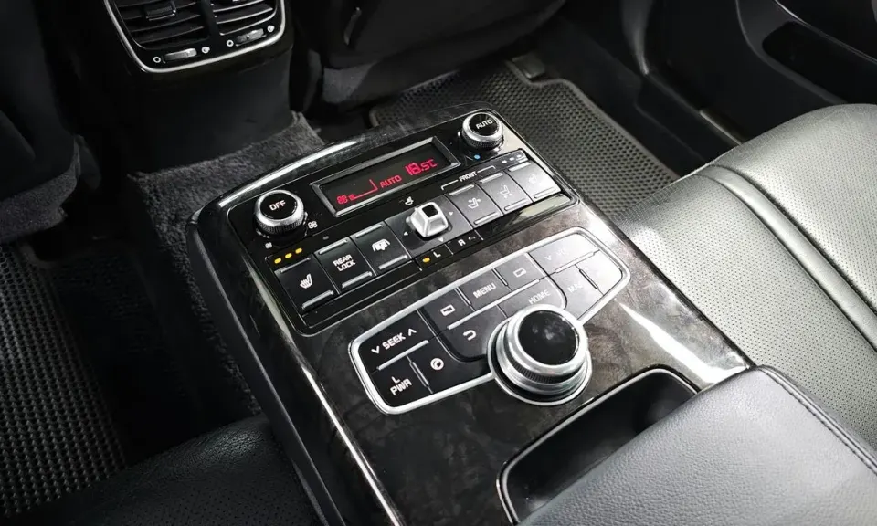 Kia K9