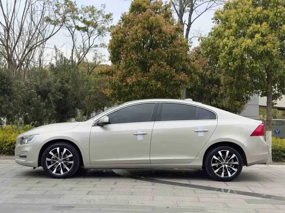 Volvo S60