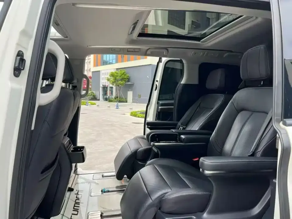 GAC Trumpchi M8