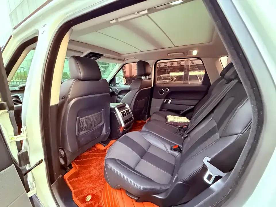 Land Rover Sport