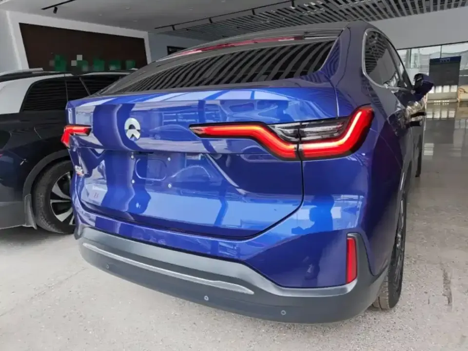 Nio EC6