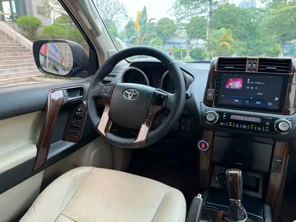 Toyota Prado (Import)