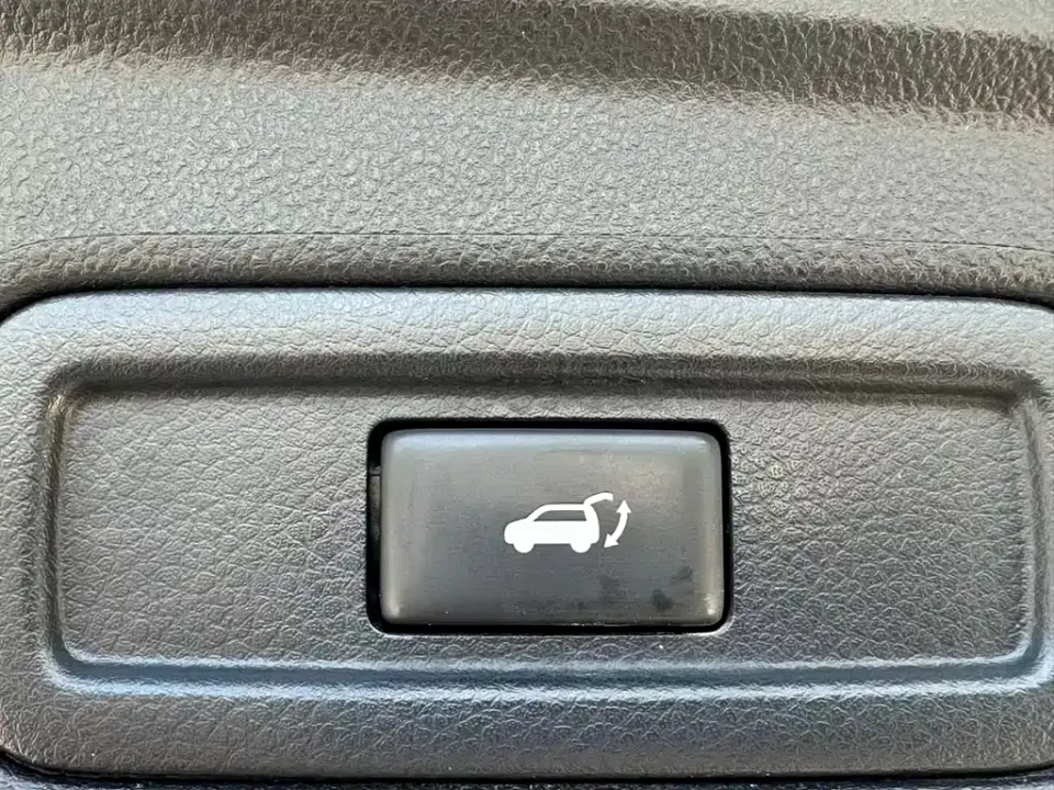 Infiniti QX70