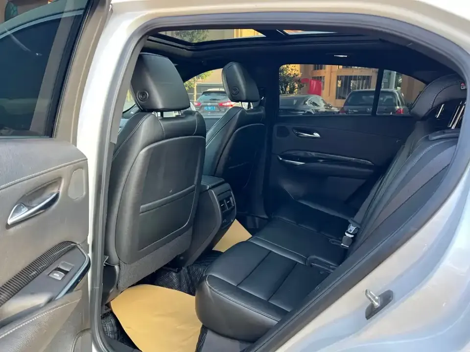 Cadillac XT4