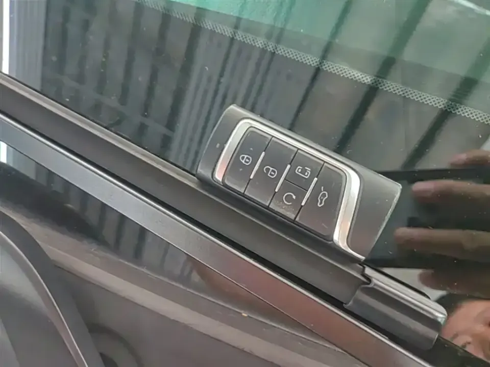 GAC Trumpchi M8