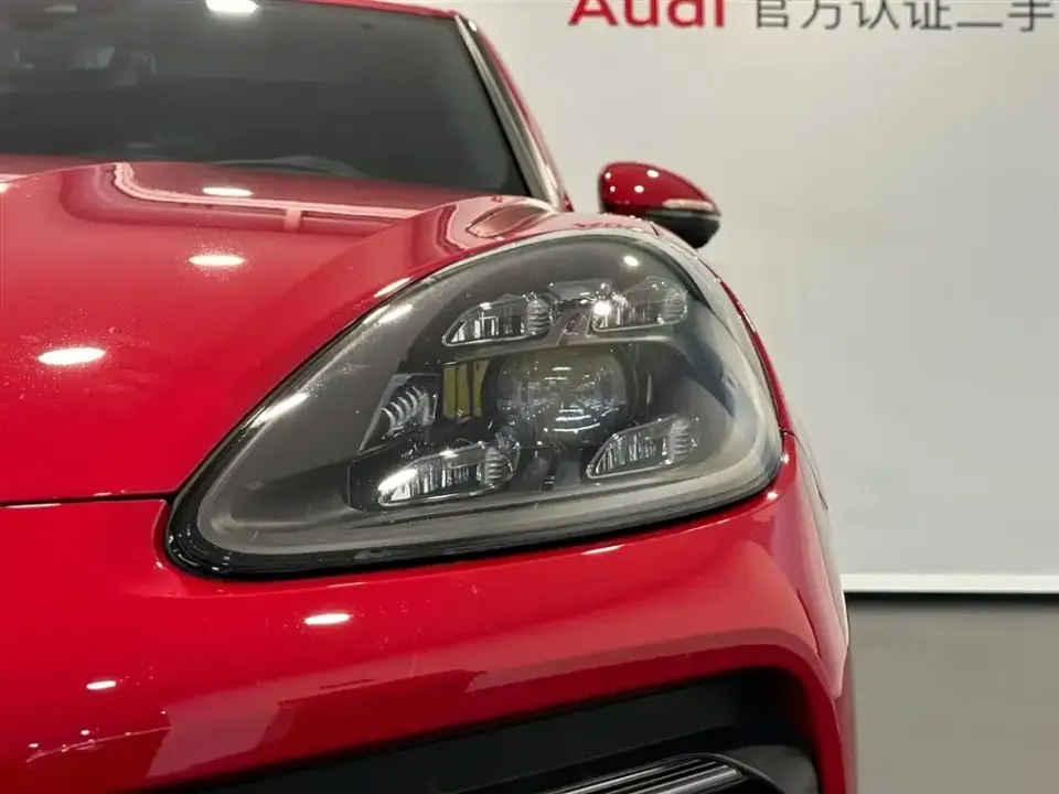 Porsche Cayenne Hybrid