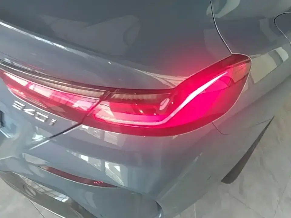 BMW 8 Series