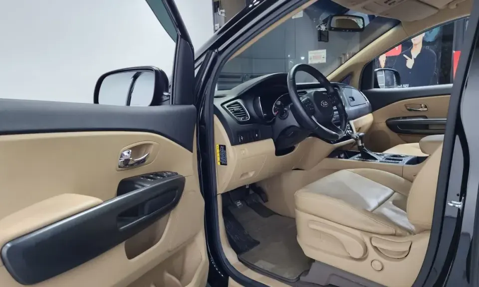 Kia Canival