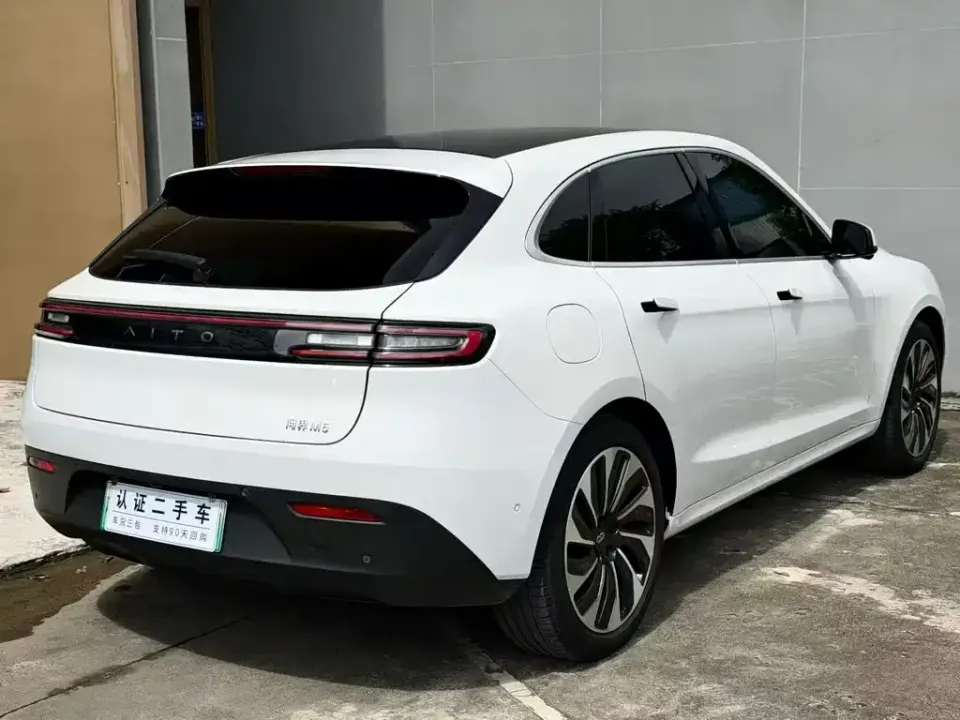 AITO AITO M5