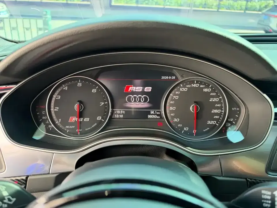 Audi RS 6