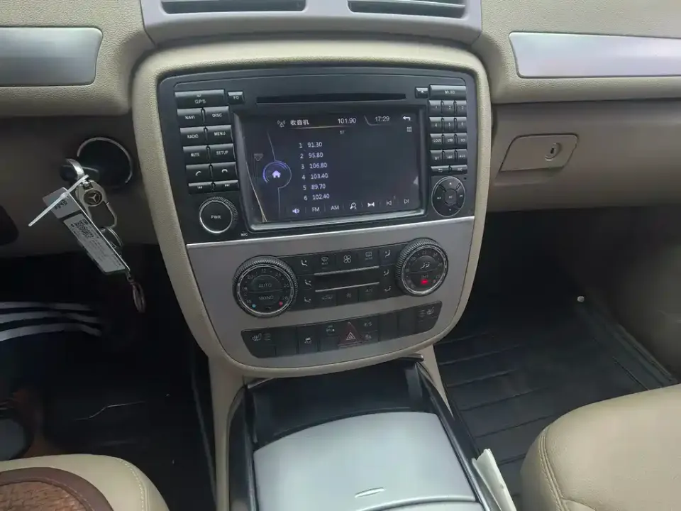 Mercedes-Benz R-Class