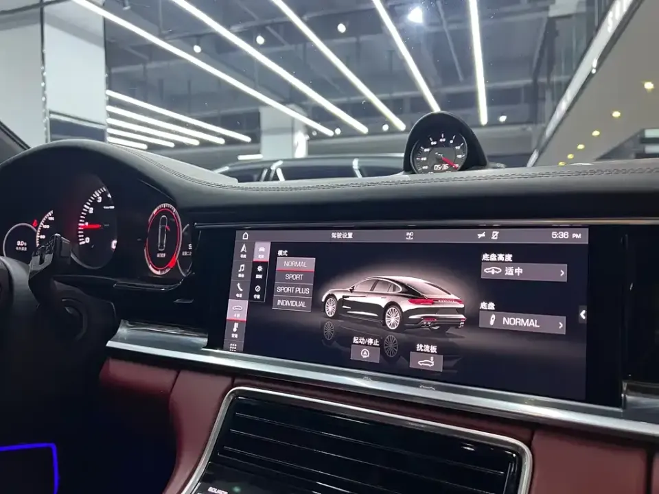 Porsche Panamera