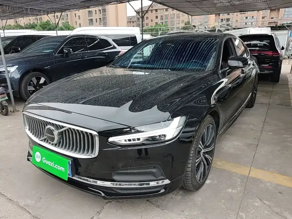 Volvo S90