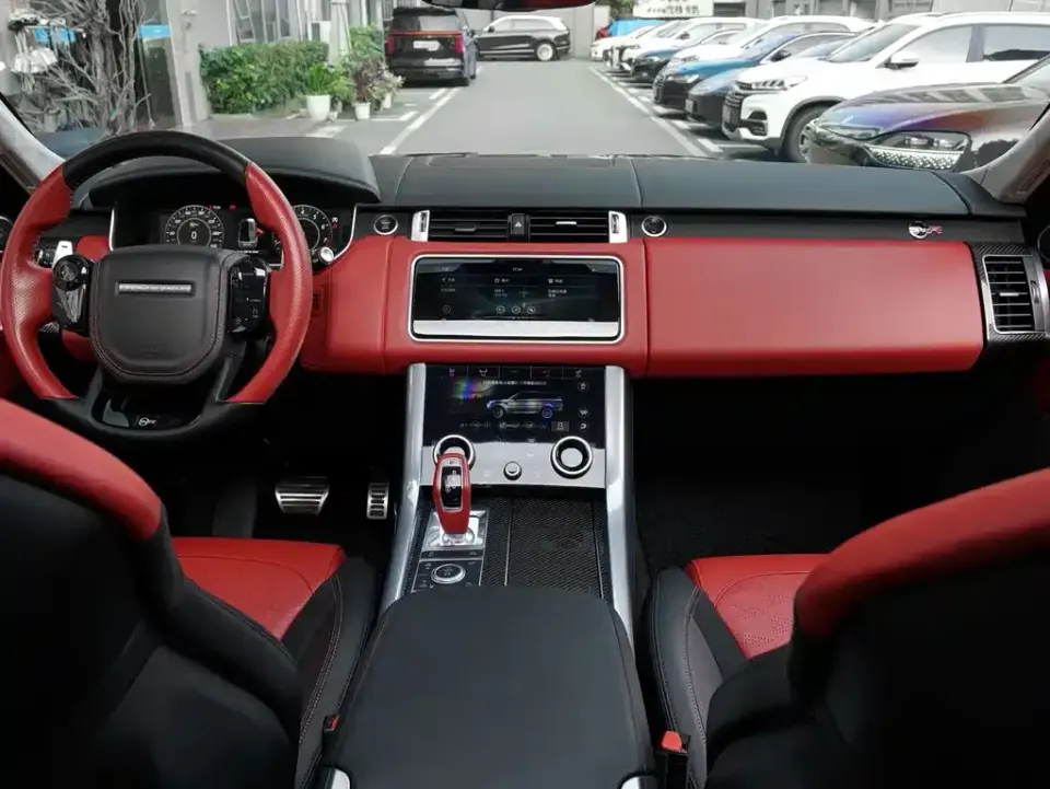 Land Rover Sport