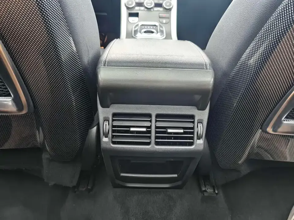 Land Rover Evoque (Import)