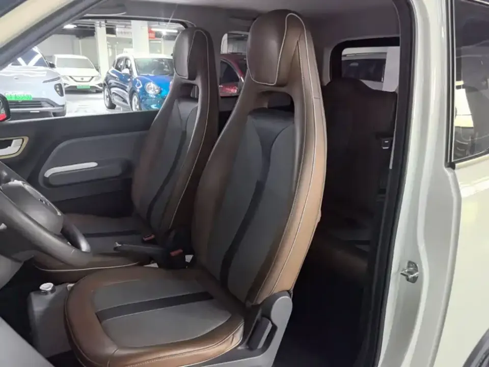 Wuling MINIEV