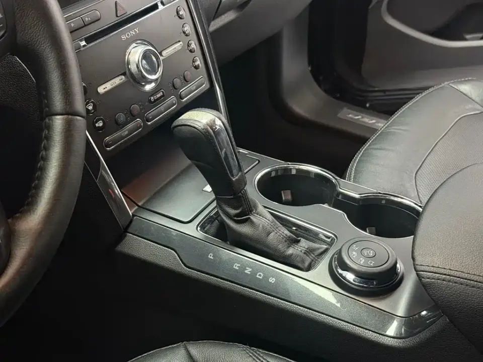 Ford Explorer (Import)