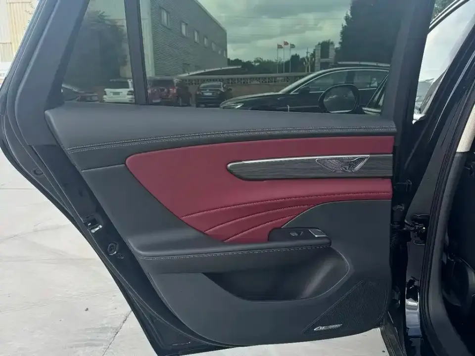 Hongqi Hongqi H5