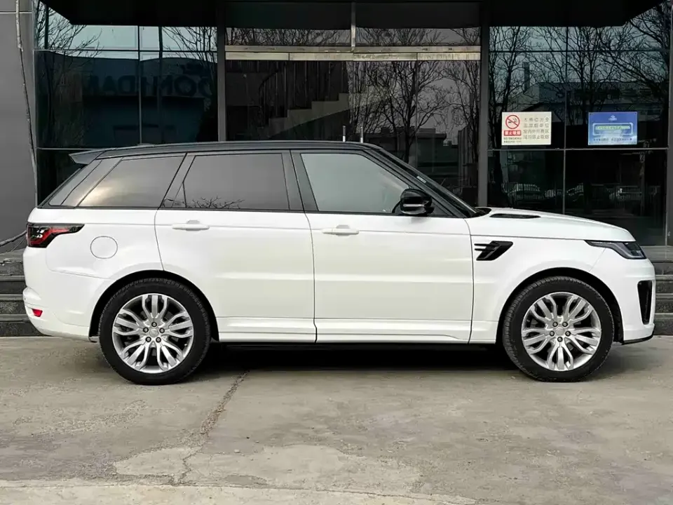 Land Rover Sport